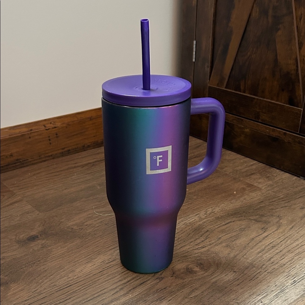 IPurple Gradient Tumbler with Straw 32 oz.